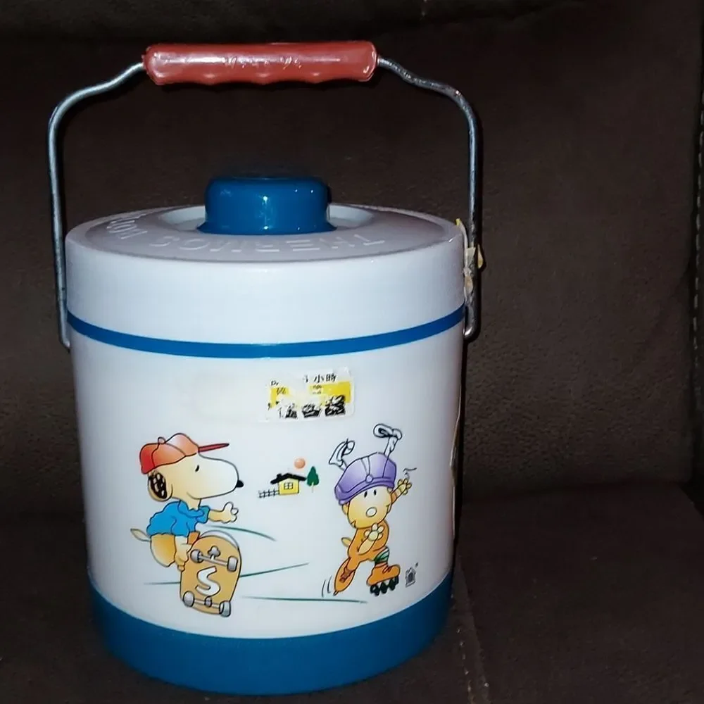 Vintage Snoopy Peanuts Asian Ice Bucket